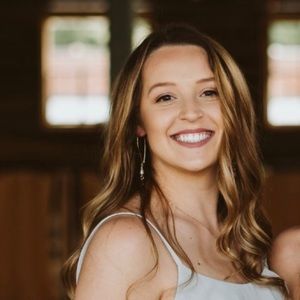 Meet your Posher, Casey